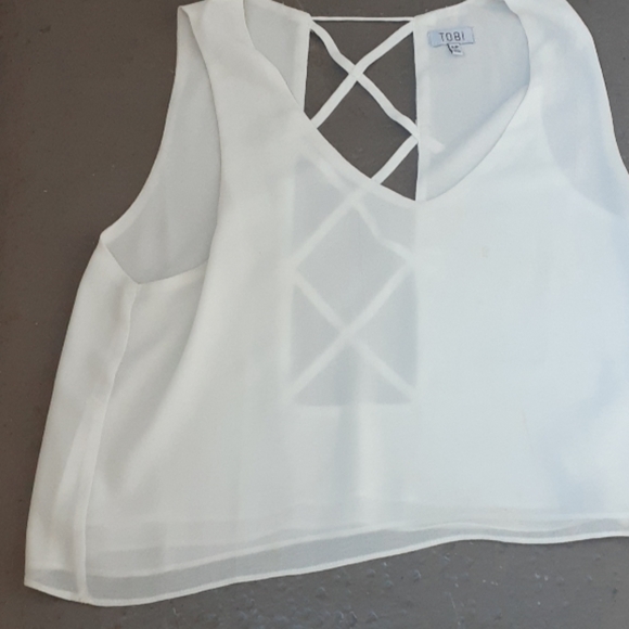 Top - Picture 3 of 3